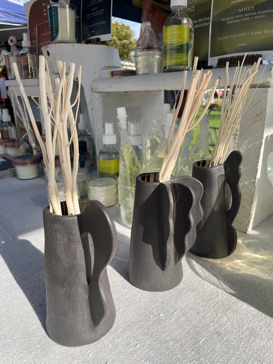 Black Clay Diffuser Jar