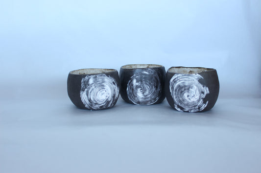 Black Pinchpot